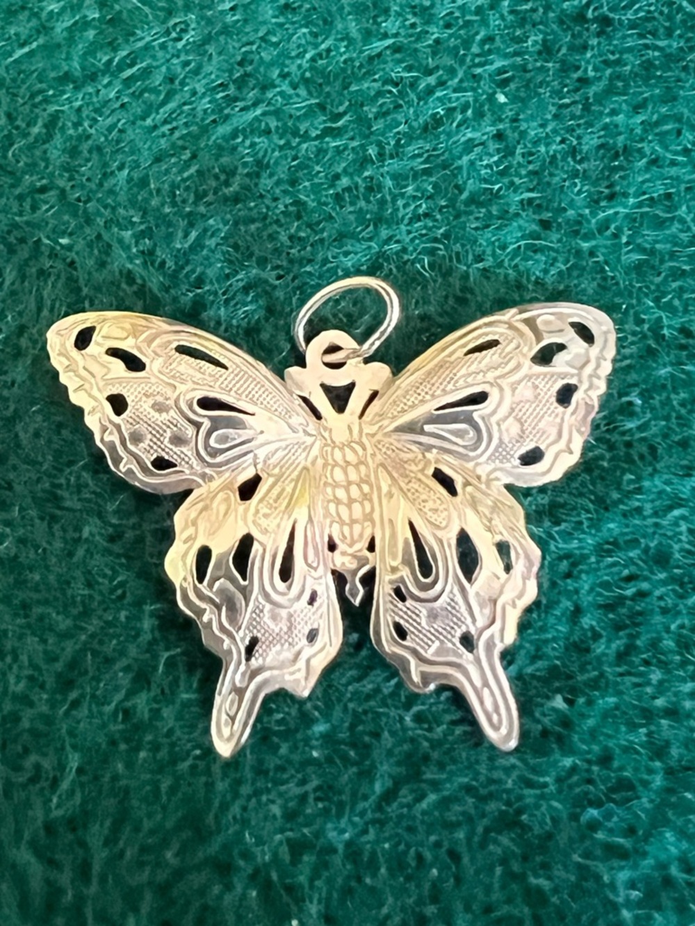 14k Solid Yellow Gold Vintage Delicate Filigree Butterfly Pendant
